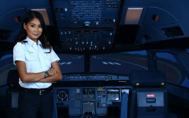 Pilot Trainee in Flight Simulator