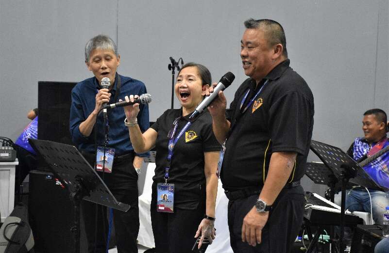 ASEAN veterans singing